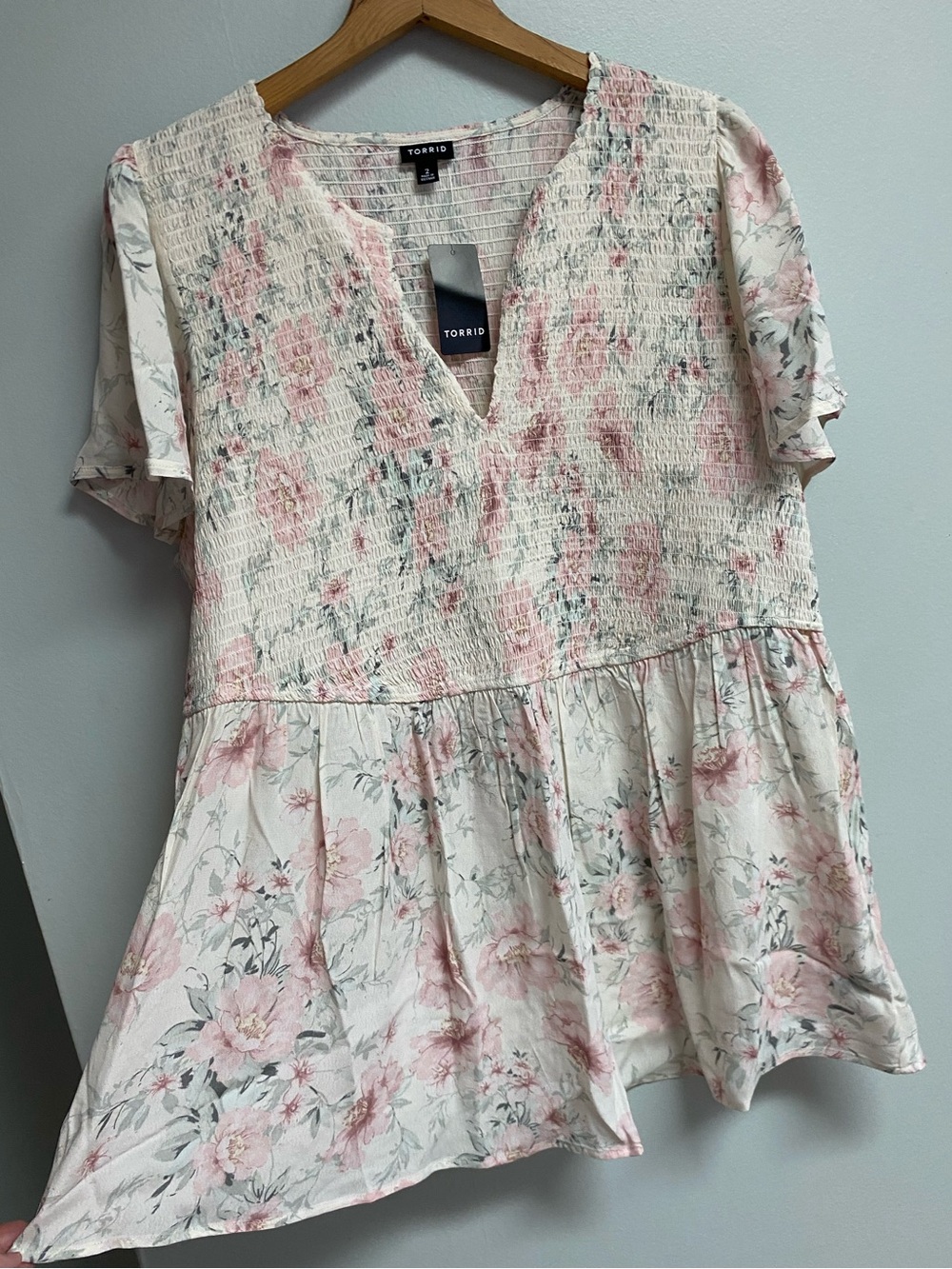 STUNNING NWT TORRID TOP - 2X (2) - Picture 5 of 11